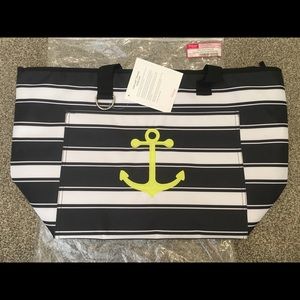 Thirty-One Tote-ally Thermal in Ribbon Stripe